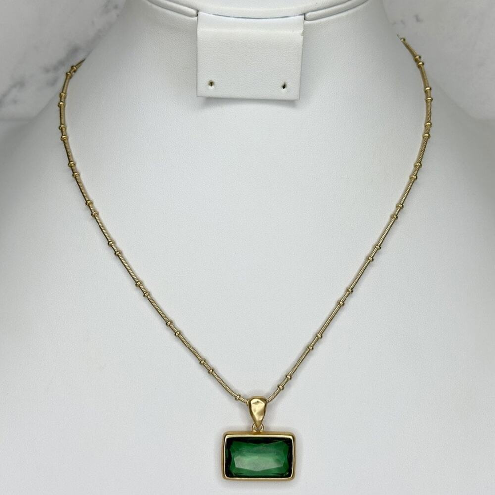 Chico's Abree Faceted Green Pendant Gold Tone Necklace ✨